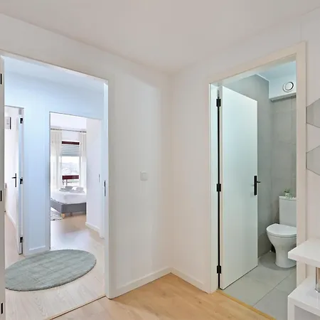 White Stripes House Of Music Apartment *