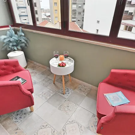 White Stripes House Of Music Apartment Porto
