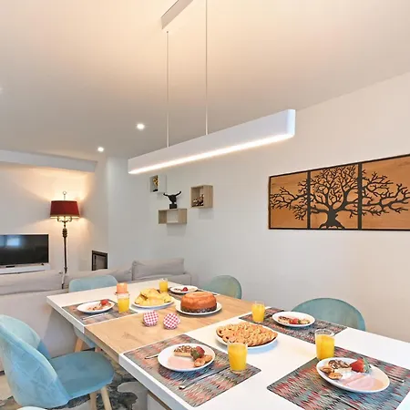 White Stripes House Of Music Apartment Porto